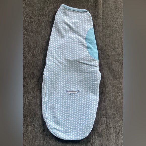 SwaddleMe Baby Boy’s Velcro Swaddles - Picture 3 of 10